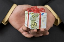 Медведев взялся за коррупционеров Медведев взялся за коррупционеров