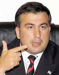 Саакашвили выставляет выборы напоказ Саакашвили выставляет выборы напоказ