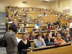 Россиянам разрешили учиться по уникальным программам Россиянам разрешили учиться по уникальным программам