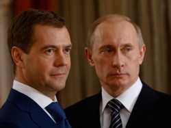 Медведев не считает Путина конкурентом Медведев не считает Путина конкурентом