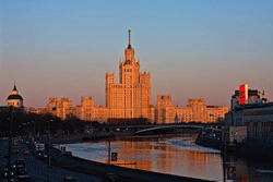Тепло подбирается к Москве Тепло подбирается к Москве