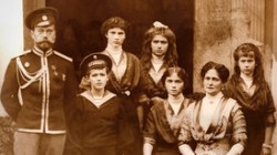 Экспертизы подтвердили подлинность останков семьи Николая II Экспертизы подтвердили подлинность останков семьи Николая II