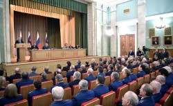 Путин: прокуратура – око государства за соблюдением интересов граждан Путин: прокуратура – око государства за соблюдением интересов граждан