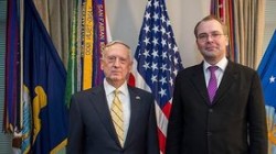 Министры обороны США и Финляндии обсудили «российскую агрессию» Министры обороны США и Финляндии обсудили «российскую агрессию»
