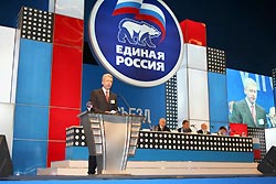 Путин станет беспартийным генсеком Путин станет беспартийным генсеком