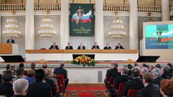 Путин призвал суд не допускать чванства Путин призвал суд не допускать чванства