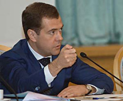 Медведев одобрил создание фонда поддержки предприятий Медведев одобрил создание фонда поддержки предприятий