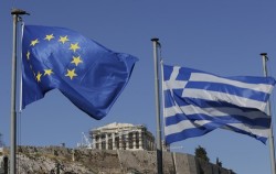 МВФ одобрил очередной кредит Греции