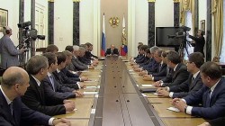 Новое правительство приступило к работе Новое правительство приступило к работе