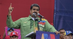 Мадуро поручил военным быть готовыми отразить вторжение США Мадуро поручил военным быть готовыми отразить вторжение США