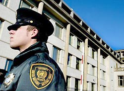 Российские пенсионеры подали в суд на Эстонию Российские пенсионеры подали в суд на Эстонию