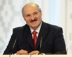 Лукашенко поздравил Путина Лукашенко поздравил Путина