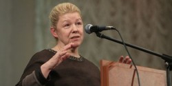 Православие впишут в Конституцию Православие впишут в Конституцию