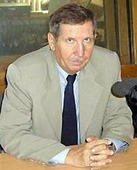Анатолий Уткин: «На Западе понятие «коррупция» не синоним слова «взятка»» Анатолий Уткин: «На Западе понятие «коррупция» не синоним слова «взятка»»