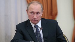 Путин проводит пресс-конференцию по Украине Путин проводит пресс-конференцию по Украине