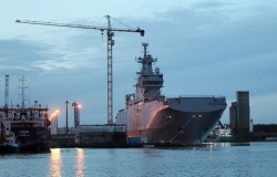Франция предложила России отступные за «Мистрали» Франция предложила России отступные за «Мистрали»