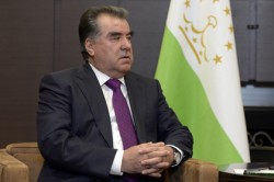 Жители Таджикистана проголосовали за пожизненное правление Рахмона Жители Таджикистана проголосовали за пожизненное правление Рахмона