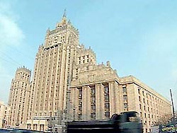 Россия совершенно одна... Россия совершенно одна...