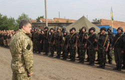 Порошенко отменил перемирие Порошенко отменил перемирие