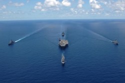 США направили авианосец к берегам Сирии США направили авианосец к берегам Сирии
