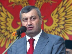 Кокойты отказался уходить в отставку Кокойты отказался уходить в отставку