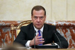 Медведев обозначил приоритеты в пенсионной реформе Медведев обозначил приоритеты в пенсионной реформе