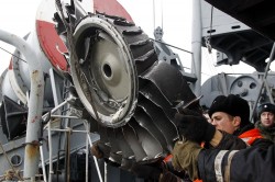 В Минобороны назвали бредом сообщения СМИ о причинах трагедии Ту-154 В Минобороны назвали бредом сообщения СМИ о причинах трагедии Ту-154