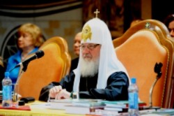 Патриарх Кирилл: коммерциализация образования опасна Патриарх Кирилл: коммерциализация образования опасна