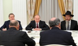 Путин предложил евреям из Европы вернуться в Россию Путин предложил евреям из Европы вернуться в Россию