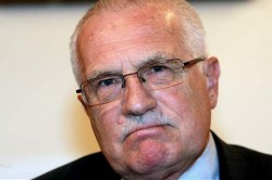 Президента Чехии обвинили в измене Президента Чехии обвинили в измене