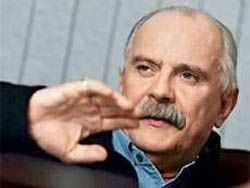 Михалков отказался от мигалки Михалков отказался от мигалки