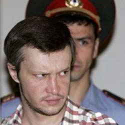 Битцевский маньяк взял на себя 11 чужих убийств Битцевский маньяк взял на себя 11 чужих убийств