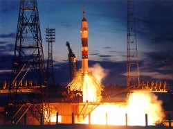 Китайцы полетели в космос Китайцы полетели в космос