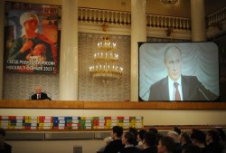 Владимир Путин: «Мнение общества будет услышано» Владимир Путин: «Мнение общества будет услышано»