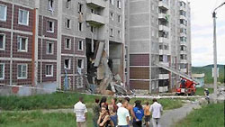 За взорванные квартиры заплатят по 5 тысяч рублей За взорванные квартиры заплатят по 5 тысяч рублей