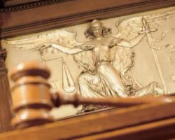 Суды поддержат материально Суды поддержат материально
