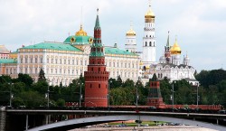 Кремль назвал действия НАТО угрозой для России