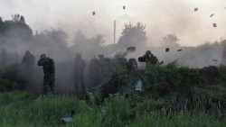 Украина: слова о мире под грохот войны Украина: слова о мире под грохот войны