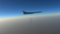 Российские дальние бомбардировщики нанесли удары в Сирии Российские дальние бомбардировщики нанесли удары в Сирии