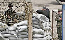 Российские миротворцы освобождены Российские миротворцы освобождены