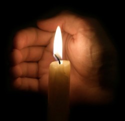 Сегодня россияне зажгут свечи памяти Сегодня россияне зажгут свечи памяти
