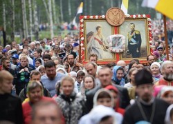 В Екатеринбурге прошёл покаянный Царский крестный ход В Екатеринбурге прошёл покаянный Царский крестный ход