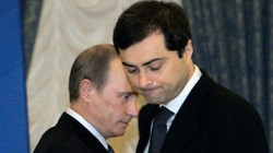 Президент отправил Суркова в отставку Президент отправил Суркова в отставку