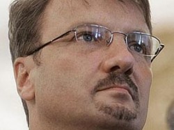 Греф не велит россиянам паниковать Греф не велит россиянам паниковать