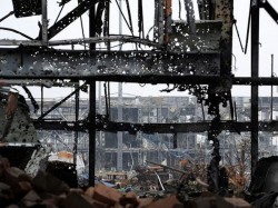 В Кремле осудили планы Порошенко вернуть аэропорт Донецка В Кремле осудили планы Порошенко вернуть аэропорт Донецка