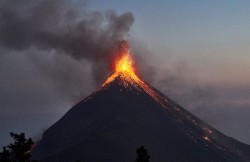 В Гватемале растёт число жертв извержения вулкана Фуэго