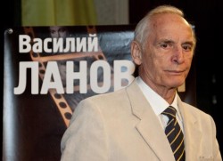 Василий Лановой: «К “звездам” себя не отношу» Василий Лановой: «К “звездам” себя не отношу»