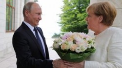 Зачем приезжала Меркель? Зачем приезжала Меркель?