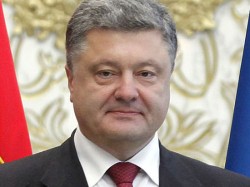 Порошенко обогатился за год на 16 млн долларов Порошенко обогатился за год на 16 млн долларов