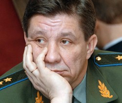 Медведев уволил замминистра обороны Медведев уволил замминистра обороны